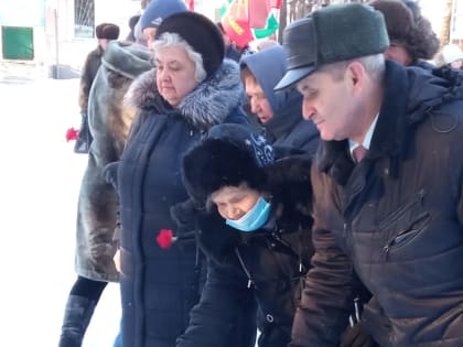 Активисты партии в Ядрине приняли участие в митинге-концерте и в  спортивном соревновании