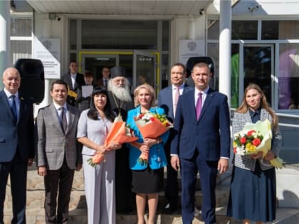В День знаний наместник мужского монастыря побывал на торжественном мероприятии в Чебоксарском институте Московского политехнического университета