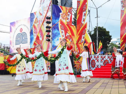 Поздравление Леонида Черкесова с Днем Республики