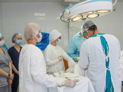 Руководитель Минздрава Чувашии Владимир Степанов призвал студентов делиться «честными отзывами» о прохождении практики в медучреждениях республики