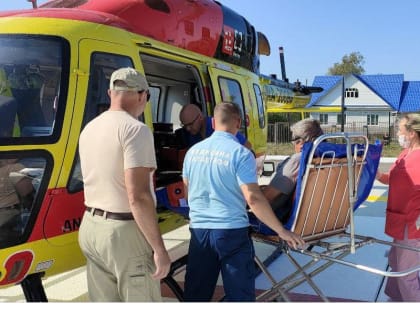 Санитарная авиация доставила в Чебоксары пациента с острым инфарктом миокарда из Шумерли