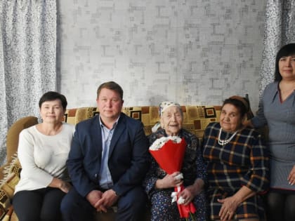 Жительнице деревни Решетниково Валентине Платоновой исполнилось 95 лет