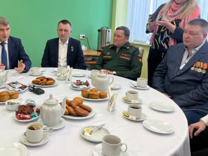 Глава республики Олег Николаев встретился с участниками специальной военной операции: «Спасибо вам за мужество и героизм»