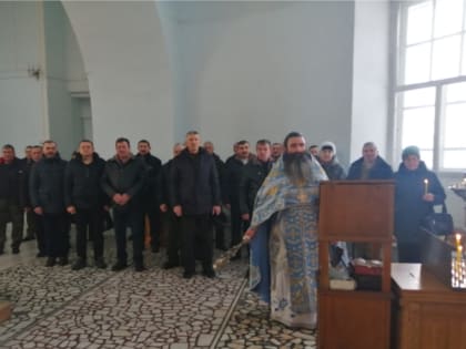 Панихида по погибшим воинам в День вывода советских войск из Афганистана