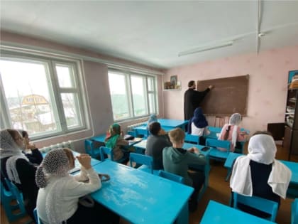 Встреча священнослужителя с воспитанниками воскресной школы