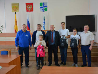 Продолжается акция «Собери ребенка в школу»