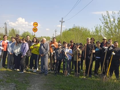 В Канаше прошли субботники