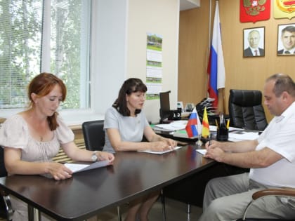 Сегодня Шемуршинский муниципальный округ с рабочим визитом посетила Уполномоченный по правам ребёнка Чувашской Республики  Алевтина Федорова