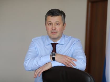 Поздравление министра транспорта и дорожного хозяйства Чувашской Республики Владимира Осипова с Днем города