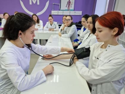 В Чебоксарском медицинском колледже подготовили новых бойцов студенческого отряда «Вита»