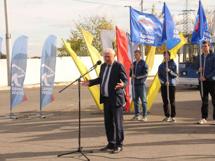 Анатолий Аксаков ностальгирует по прежней русско-украинской дружбе и в ее разрушении обвиняет неонацистов и Запад во главе с США
