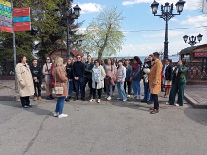 Экскурсия студентов и преподавателей Чувашского госуниверситета в Ульяновск-Симбирск