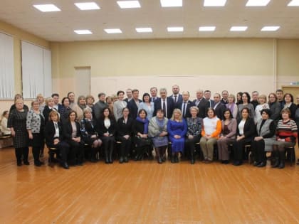 Леонид Черкесов встретился с Секретарями первичных отделений «Единой России» Калининского района Чебоксар