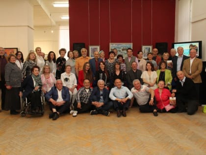 Открылась выставка картин  художника Станислава Воронова