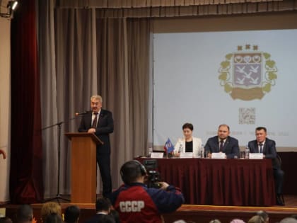 Леонид Черкесов встретился с жителями Южного поселка и Альгешево