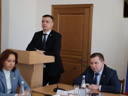 Дмитрий Захаров принял участие в обсуждении итогов работы социального блока и перспективах Урмарского муниципального округа