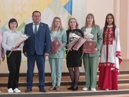 Ольга Петрова поздравила социальных работников Новочебоксарска с профессиональным праздником