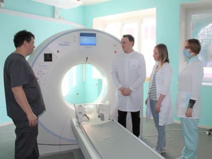 В Чебоксарской районной больнице завершается установка нового компьютерного томографа. Новый аппарат позволит делать КТ-исследования быстрее и качественнее