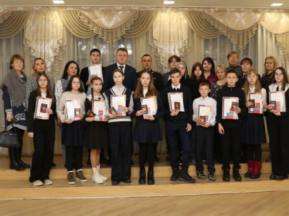 Вручение паспортов в Чебоксарах в День Конституции