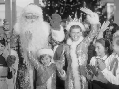 История Снегурочки, или Как дореволюционная «боярышня в тулупчике» стала своей на советских праздниках