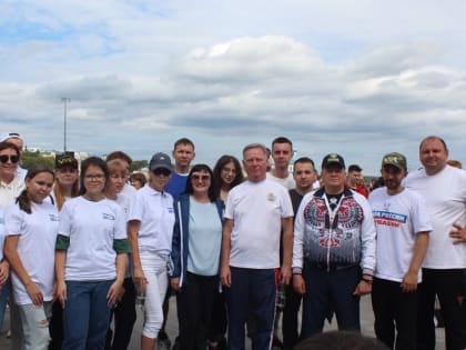 Праздничное утро в столице Чувашии началось с зарядки со звездой