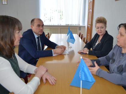 Рабочая встреча главы Мариинско-Посадского муниципального округа с председателем местного отделения «Союза женщин Чувашии»