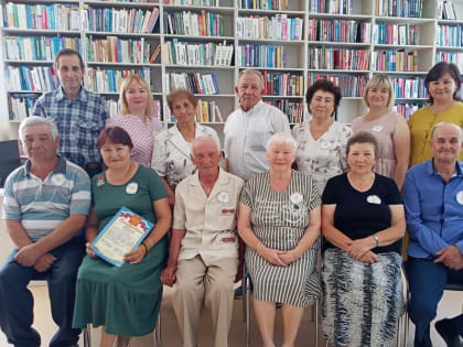 Семейных пар, проживших вместе не один десяток лет, поздравили с Днём семьи, любви и верности