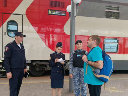 В Чувашии сотрудники транспортной полиции совместно с судебными приставами провели акцию «Узнай о своих долгах»