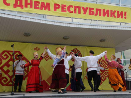 Новочебоксарск ярко отпраздновал День Республики!