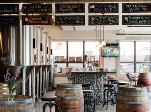 Six_Harbors_Brewery_Wedding_Long_Island_Apollo_Fields_34