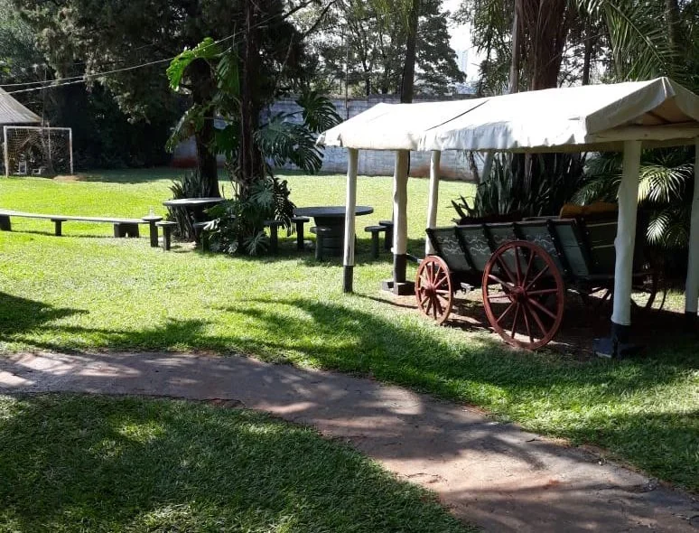 Chácara Betel em Londrina, PR - Capacidade para 150 pessoas - Com estacionamento, area_verde, churrasqueira_coberta - Imagem 10