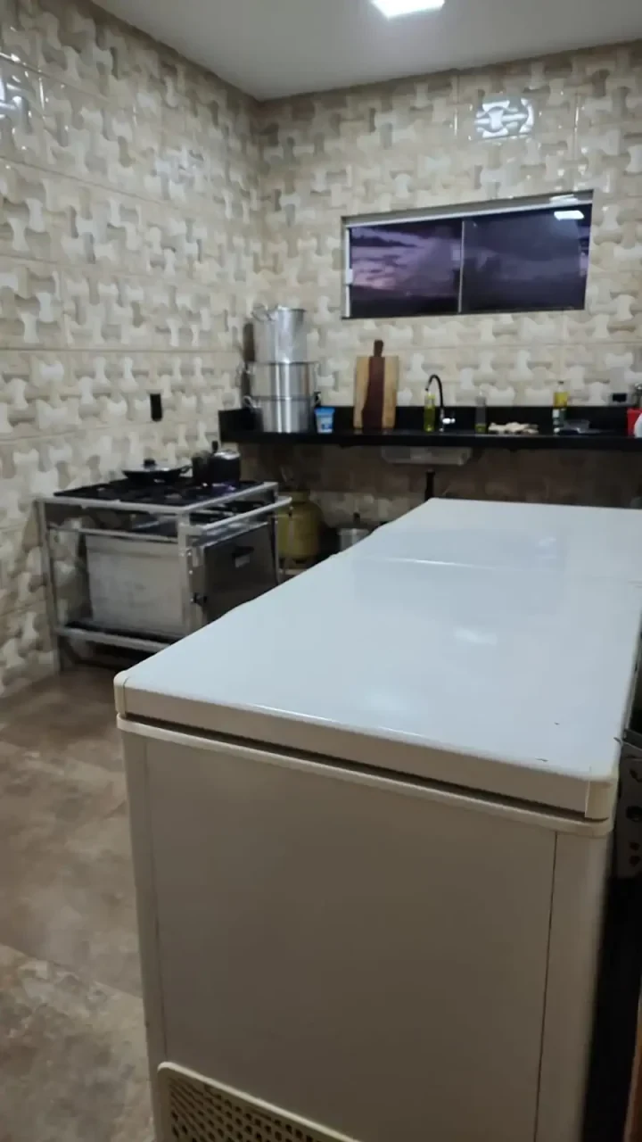 Recanto Mahallo em Londrina, PR - Capacidade para 100 pessoas - Com piscina, churrasqueira_coberta, quartos - Imagem 6