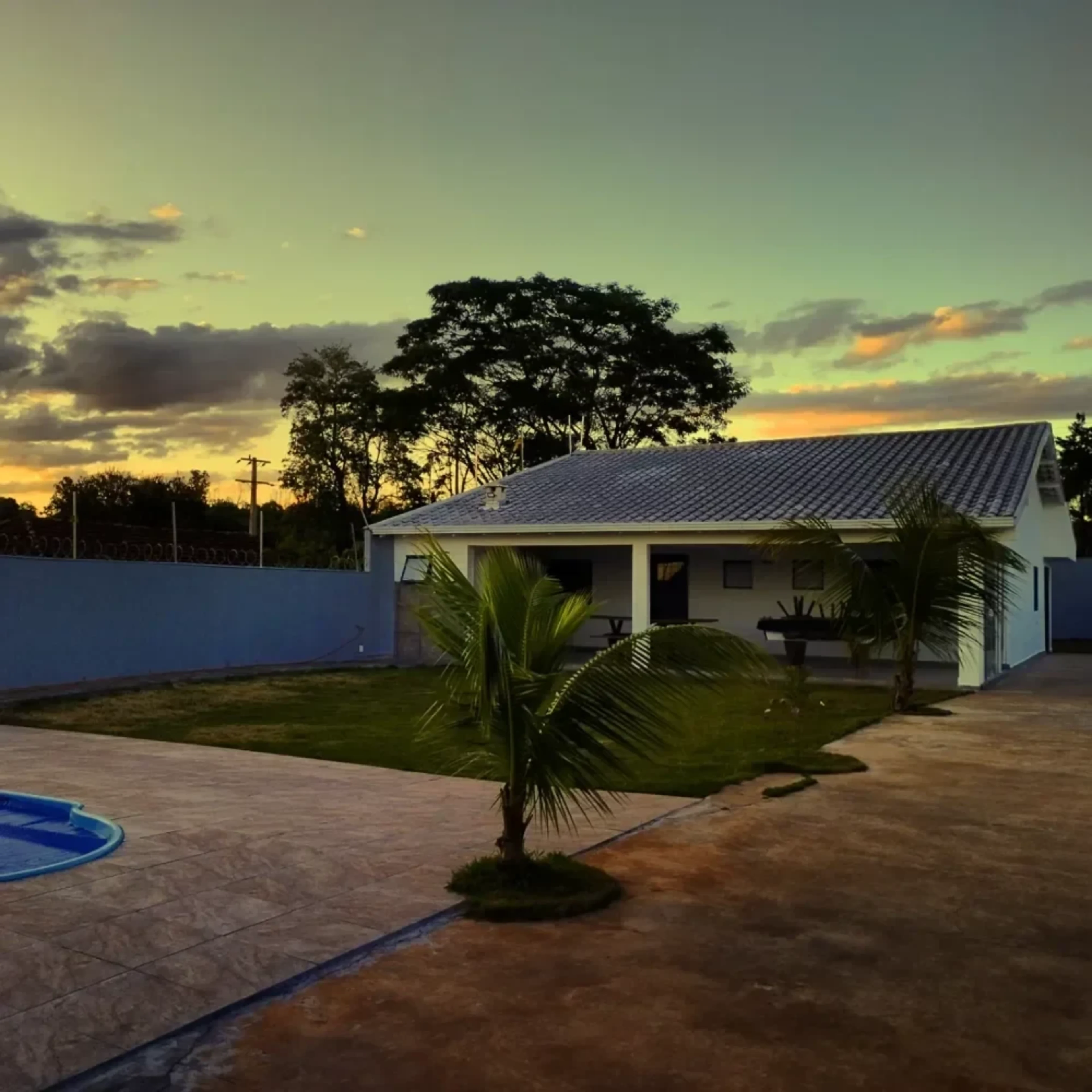 Recanto Leblon em Ibiporã, PR - Capacidade para 40 pessoas - Com estacionamento, piscina_aquecida, sinuca