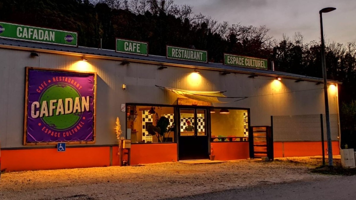 Header de Le Cafadan