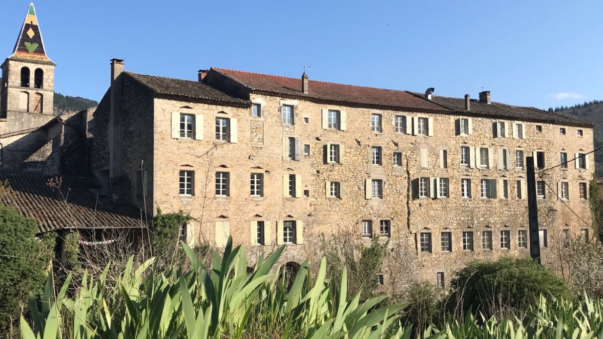 Header de Le Vesseaux-Mère