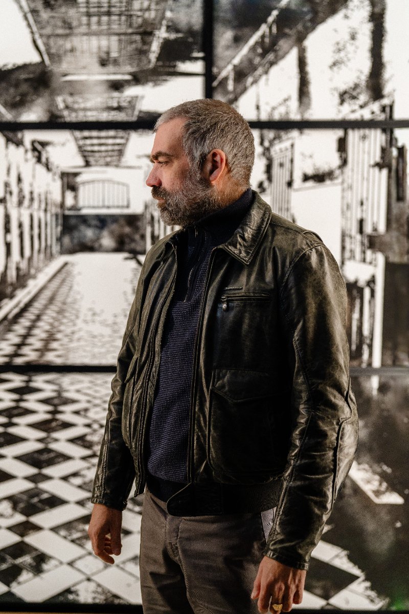 Mille six cent soixante-dix-sept