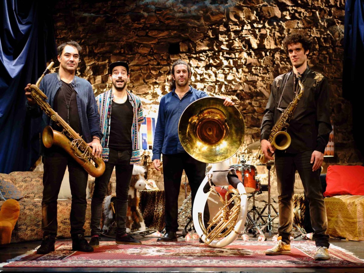 SOLAR SHIP · FANFARE GROOVE