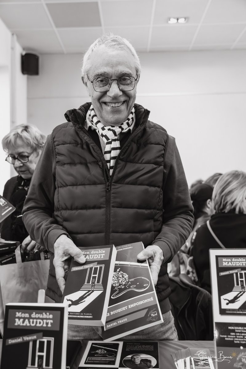 Daniel Veaux à la librairie La Belle Hoursette