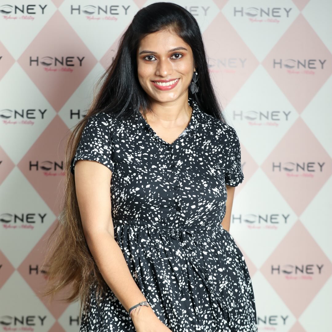 V Honey Priya