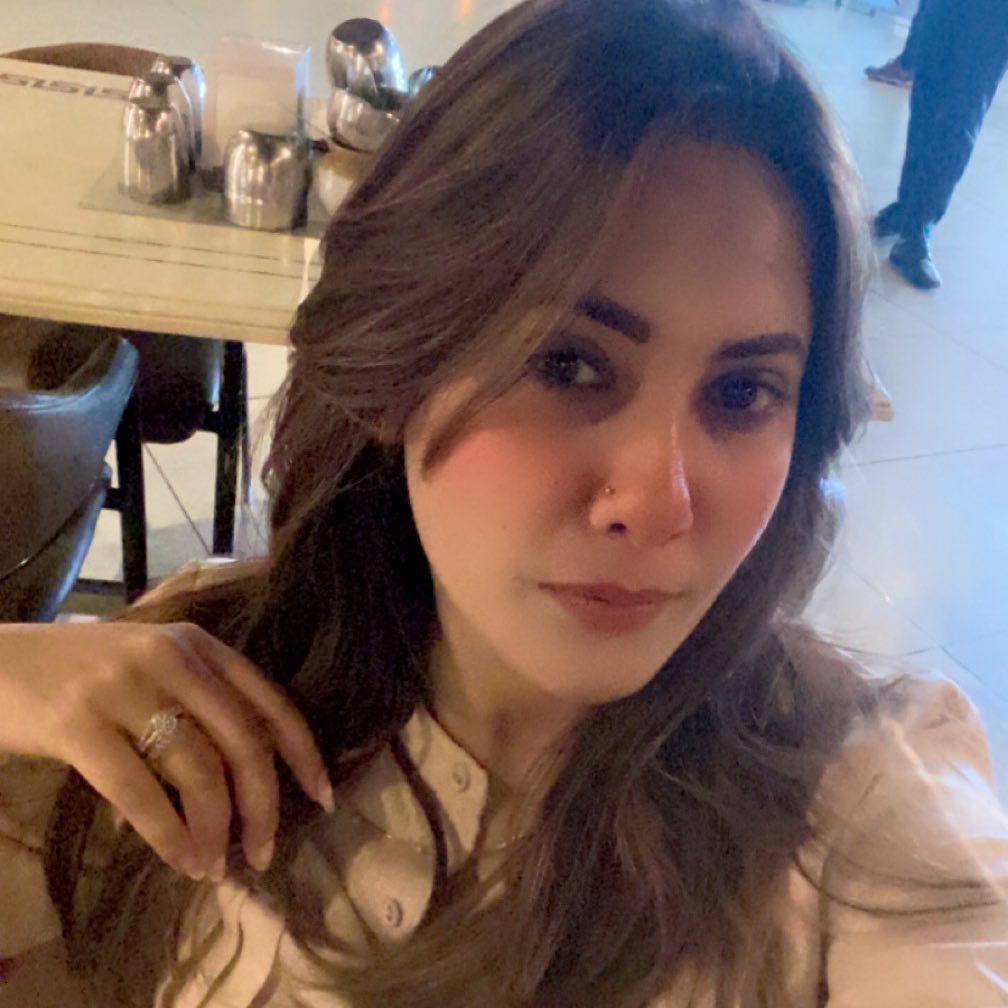 Tanu Sharma Makeup Artist