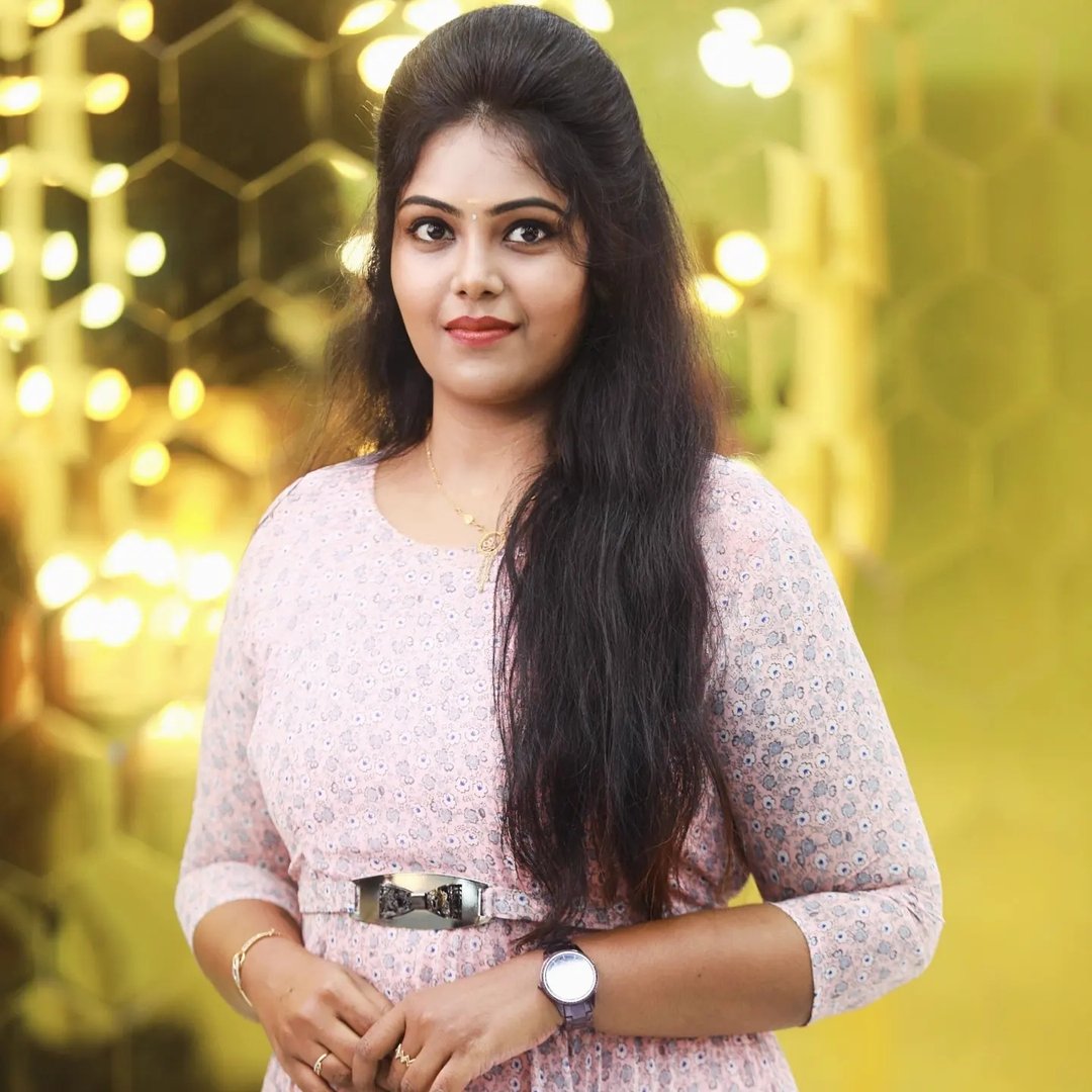 Abi S Artistry | Madurai Makeup Educator
