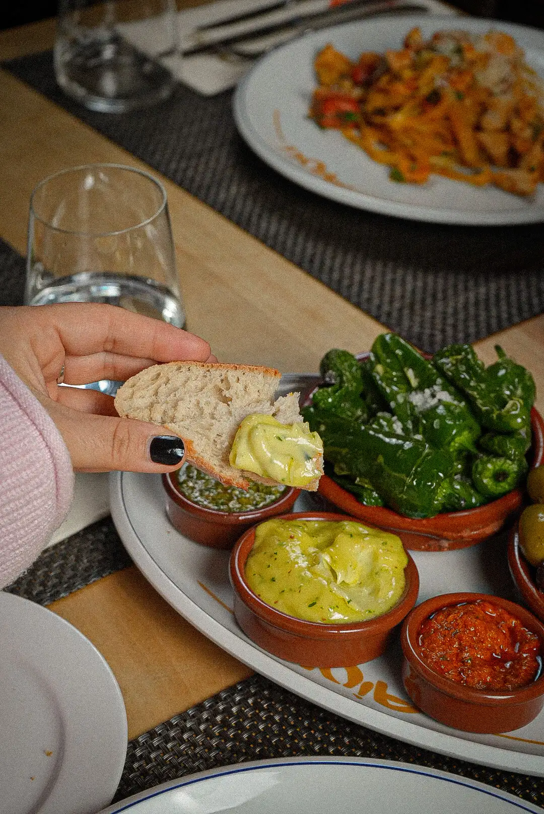 Einblick ins Aioli Schnoor – Bild 2