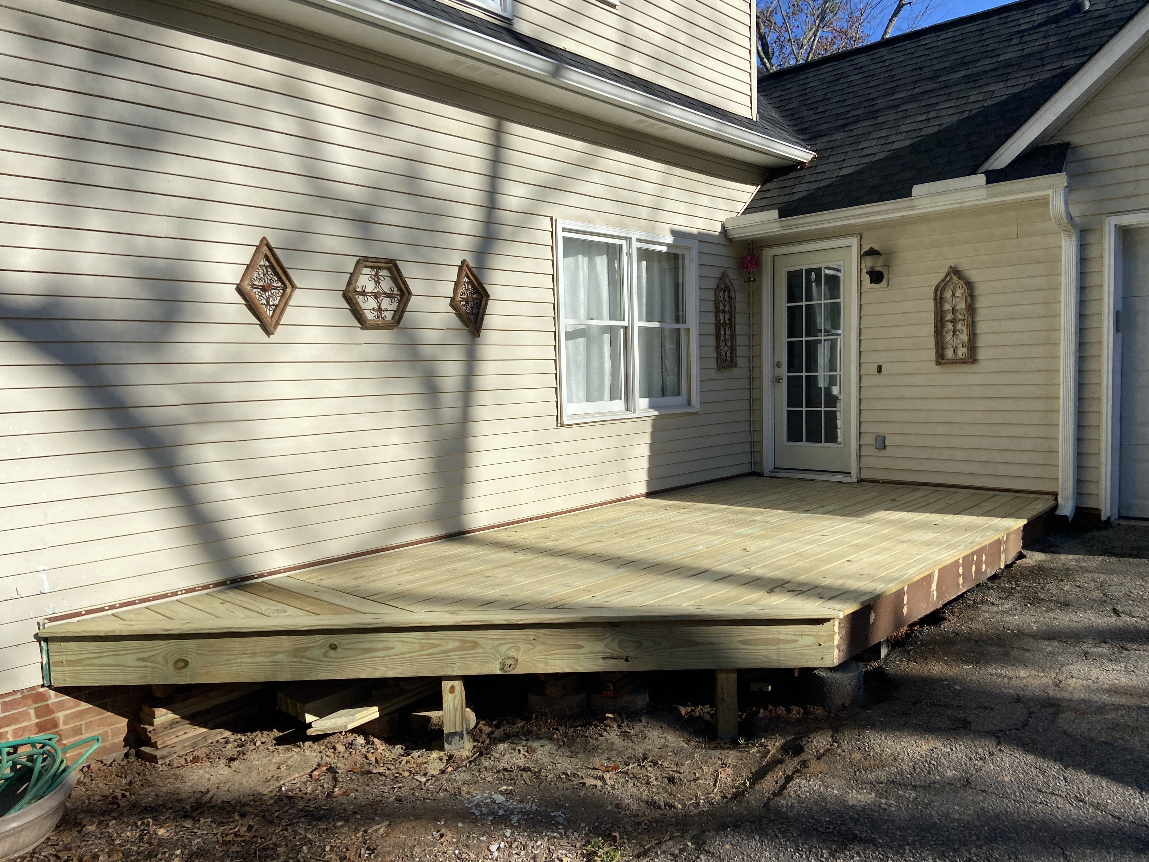 Resort-Style Lounge Deck
