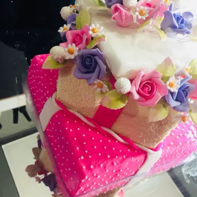 Artisanal Wedding Cakes & Grand Exhibition Tier Collections gallery 5