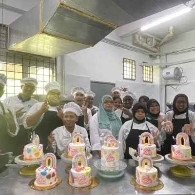 Geomatika University Malacca: Cake Decorating & Pastry Lecture Program gallery 2