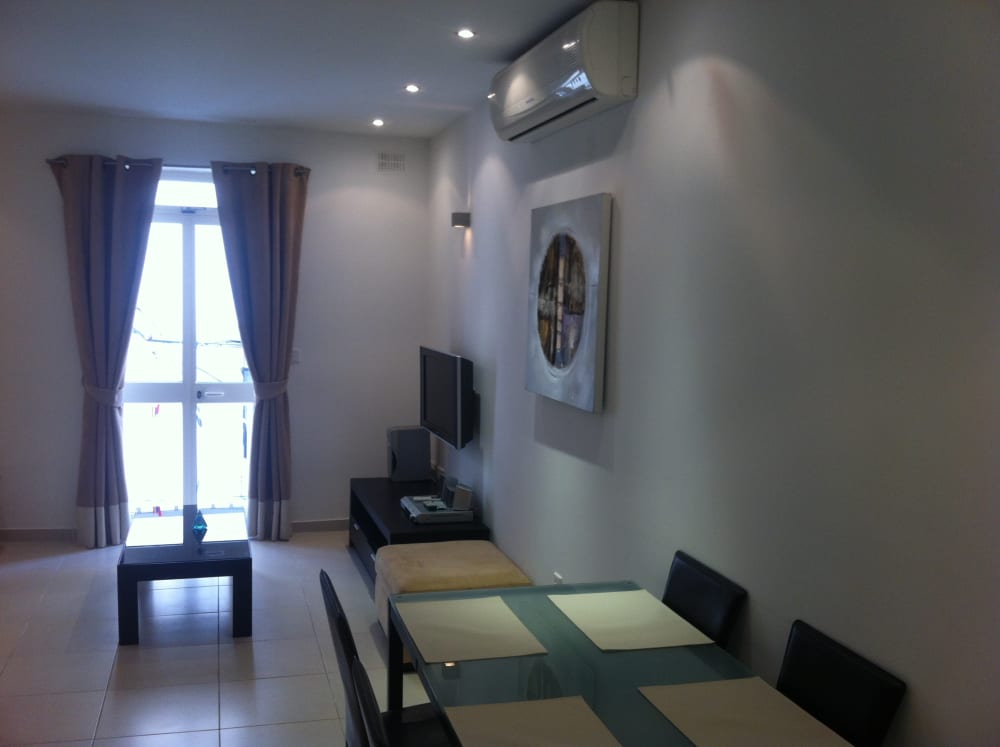 Modern Coastal 45 sqm 1-Bedroom Apartment in St. Julians — St Julian's, Malta