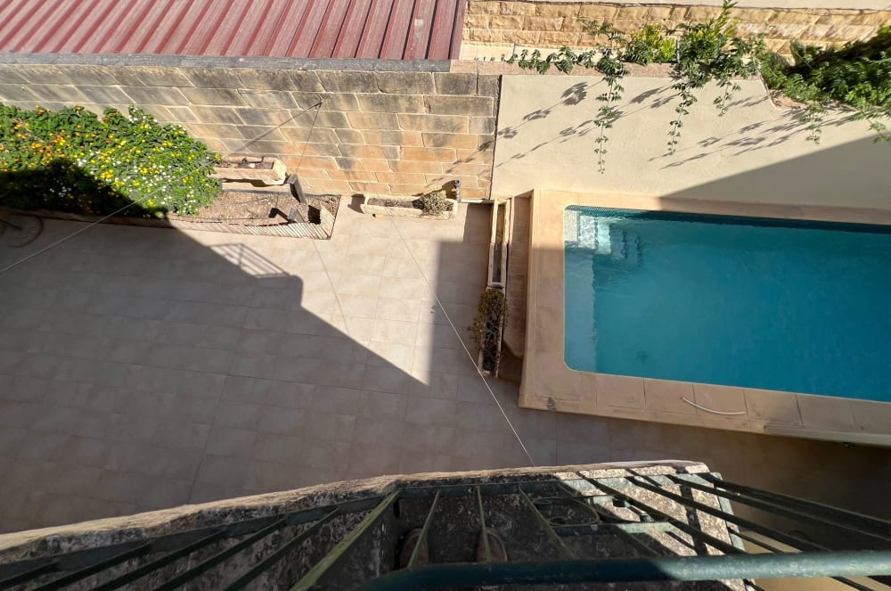 Spacious Villa with Private Pool in Prestigious Misrah Kola, Attard — Attard, Malta