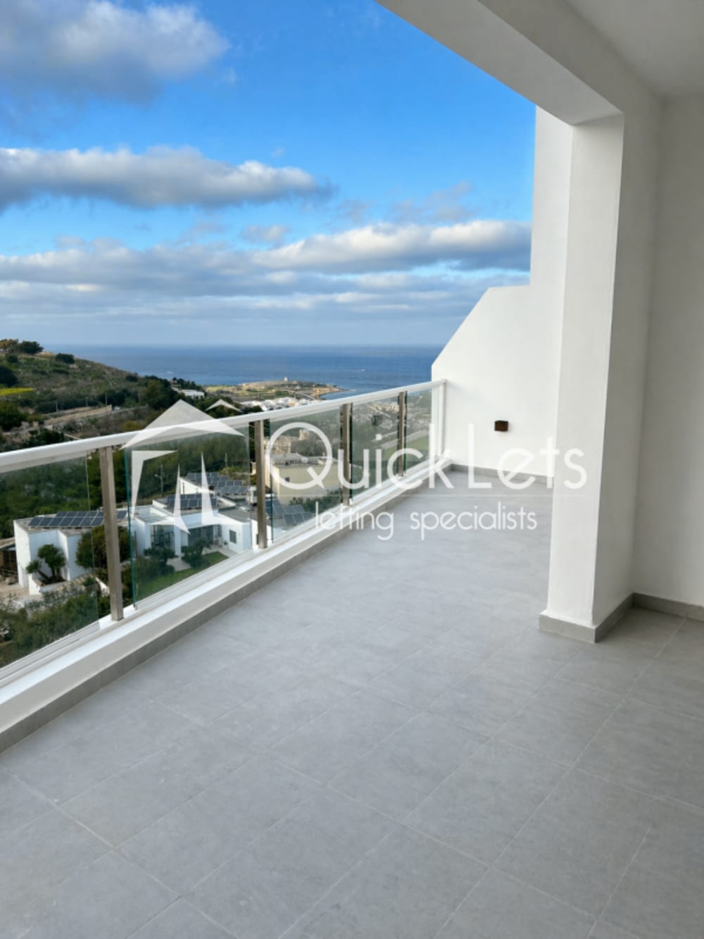 Penthouse with 2 large terraces — Gharghur, Malta