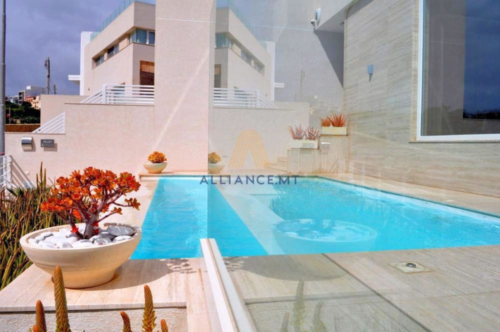 3 Bedroom Villa Semi-Detached for Rent in Swieqi — Swieqi, Malta