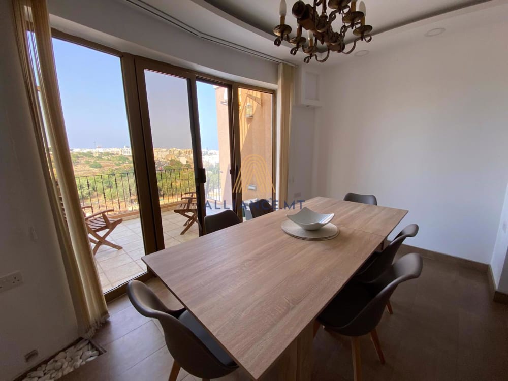 4 Bedroom Terraced House for Rent in Santa Venera — Santa Venera, Malta